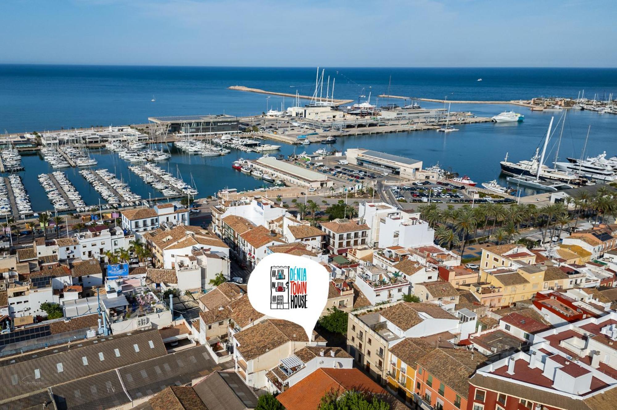 Appartamento Denia Townhouse Esterno foto