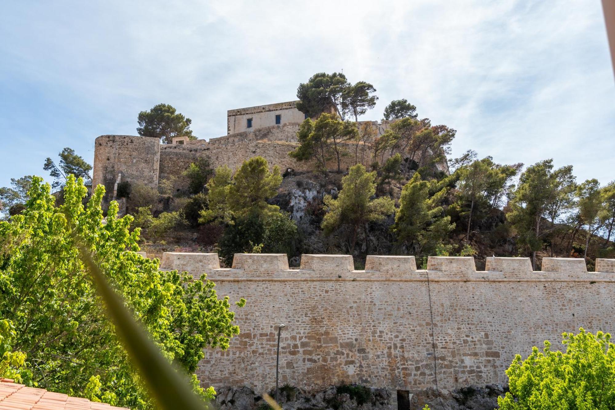 Appartamento Denia Townhouse Esterno foto